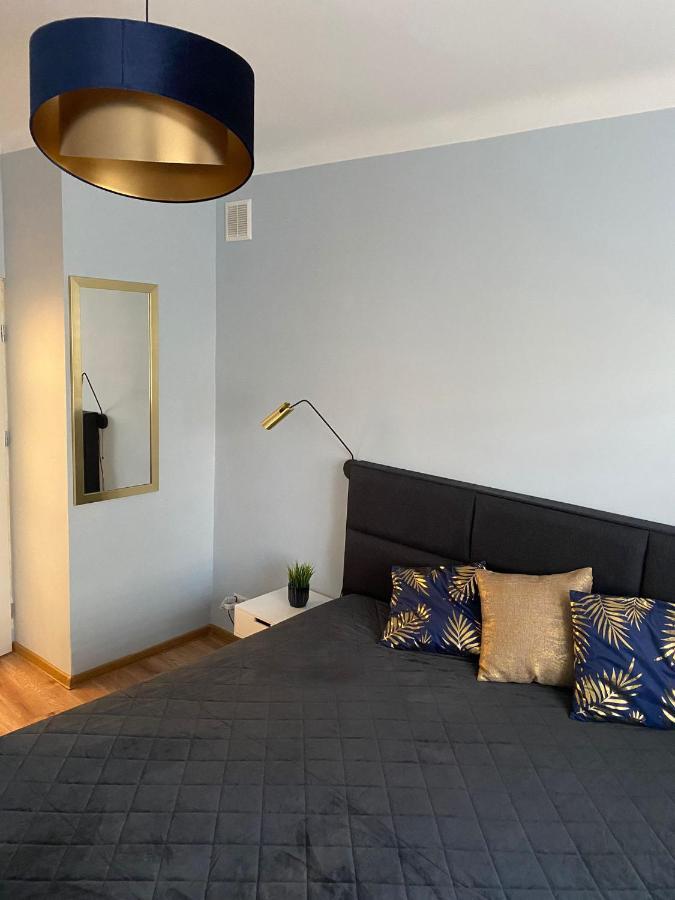 Apartament.Wolnosc Appartamento Varsavia Esterno foto