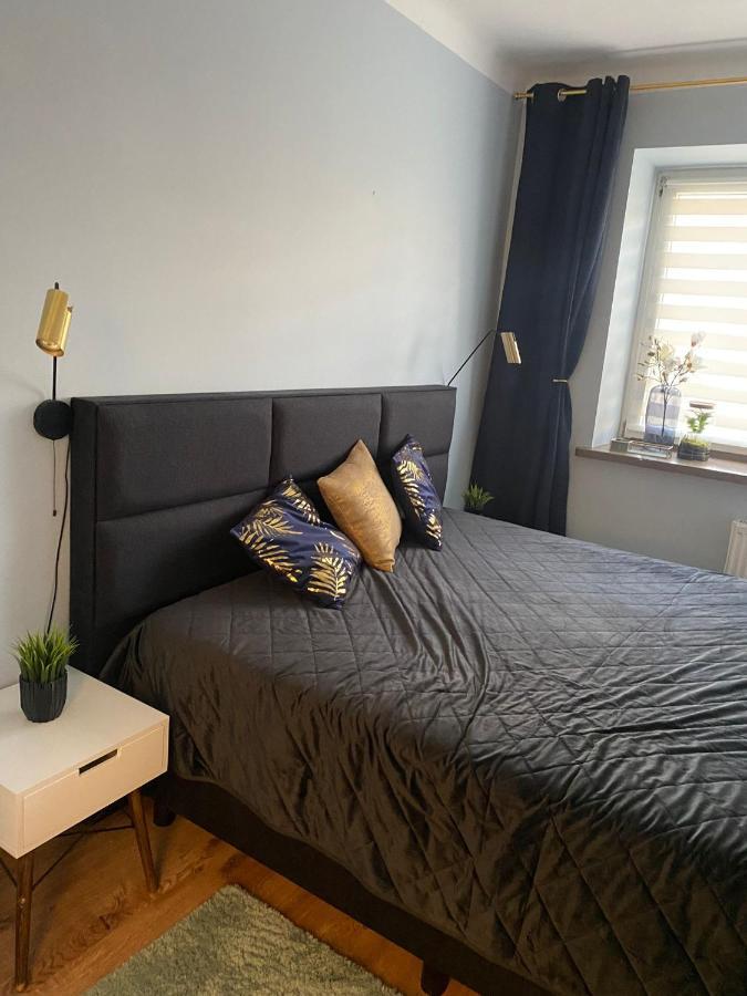 Apartament.Wolnosc Appartamento Varsavia Esterno foto