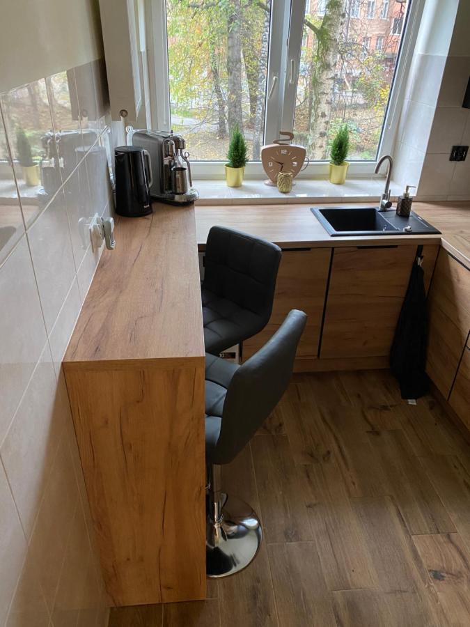 Apartament.Wolnosc Appartamento Varsavia Esterno foto